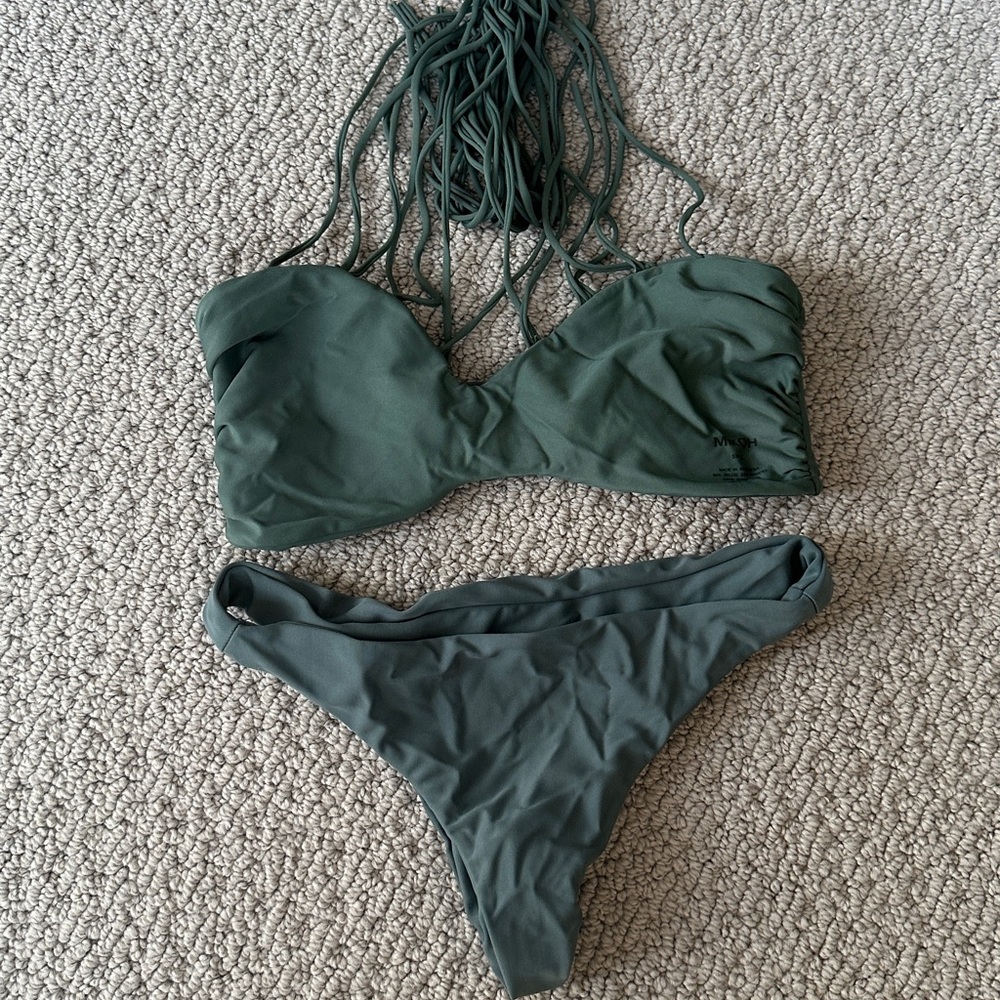 Mikoh kahala bikini set. S top and bottoms